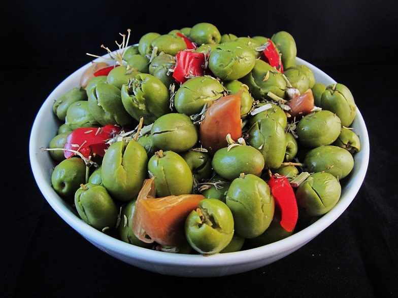 ACEITUNA PARTIDA «MENÚ ENSALADA» 4.6K MERA HORECA ACEITUNA PARTIDA "MENÚ ENSALADA" 4.6K MERA HORECA
